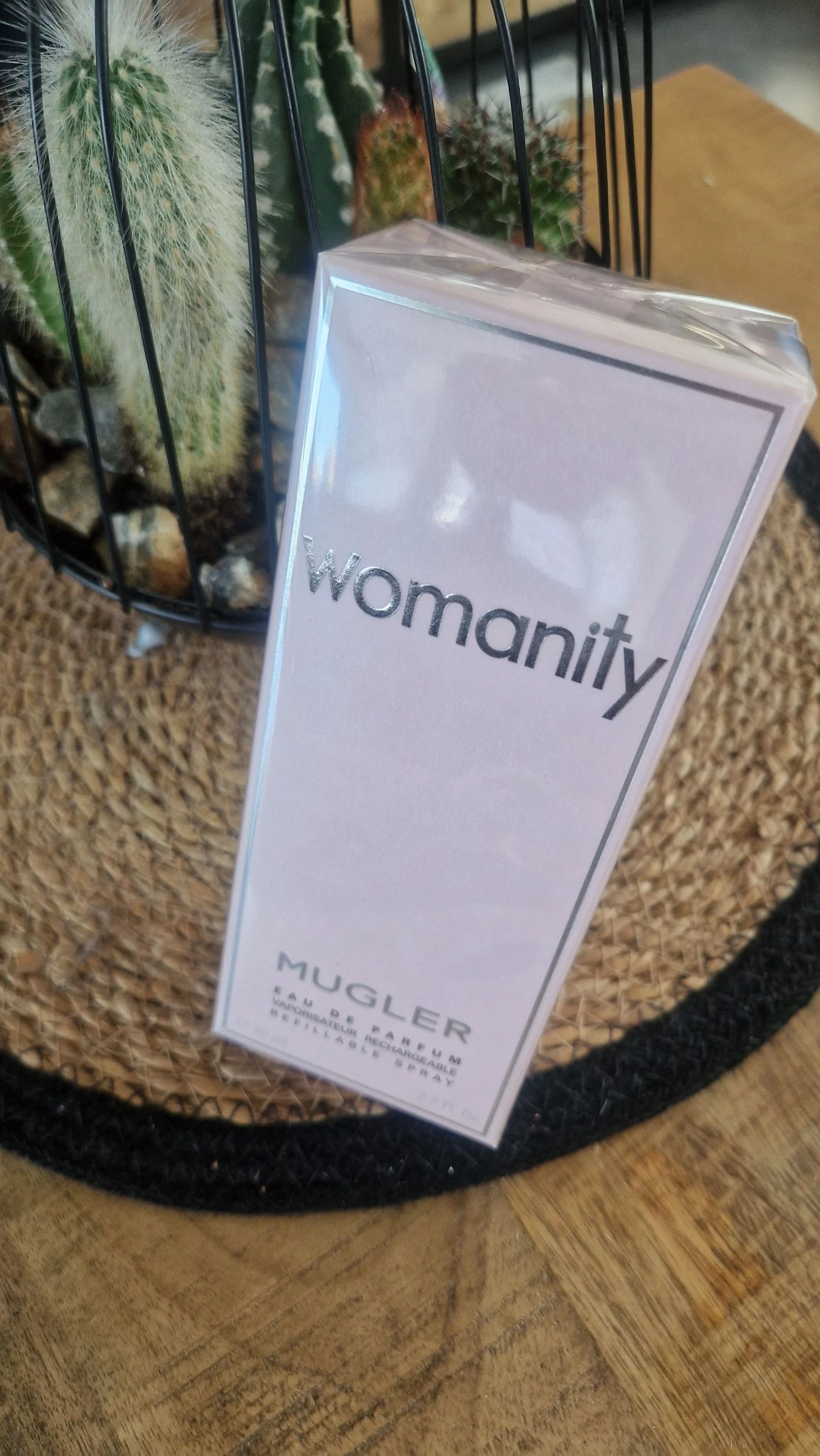 ✨ 🤩 Eau de Parfum Womanity Mugler 80 ml Rechargeable Neuf sous emballage 🤩 – photo 2